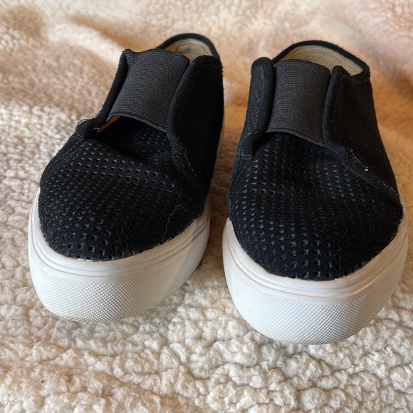 Franco Sarto Nadine Black Suede Slip-On Sneakers size 7 - Picture 14 of 16